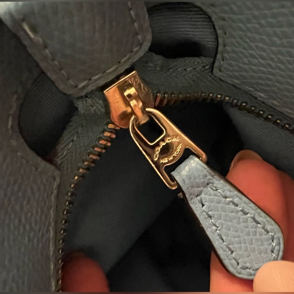 Coach Tote - Picture 5 of 9